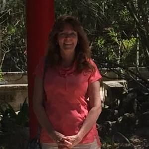 Meet your Posher, Nancy